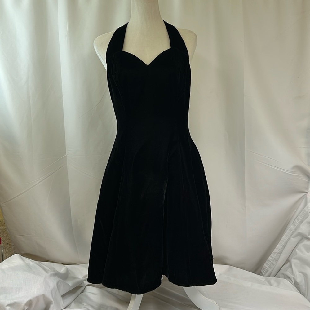 Vintage Roberta Halter Style Black Velvet Dress Size 11/12